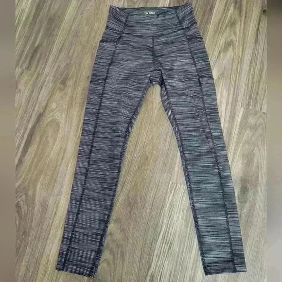 Women's Small Workout Leggings - Picture 1 of 4
